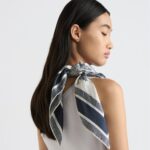 Toile de Jouy Sauvage 90 Square Scarf