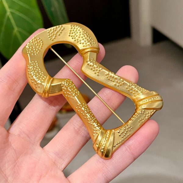 Vintage Gold Openwork Geometric Buckle Brooch Pin for Women